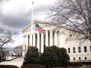 Side angle of US Supreme Court Building