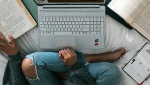 Read more about the article A Complete Essay Writing Curriculum for Middle & High School